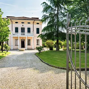 Nocleg ze śniadaniem B&B Villa Romano