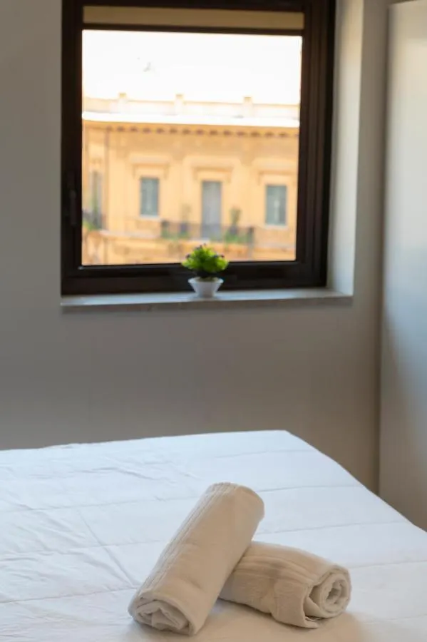 *** Couette-café Ruggero Settimo - Room & Suite Palerme Italie